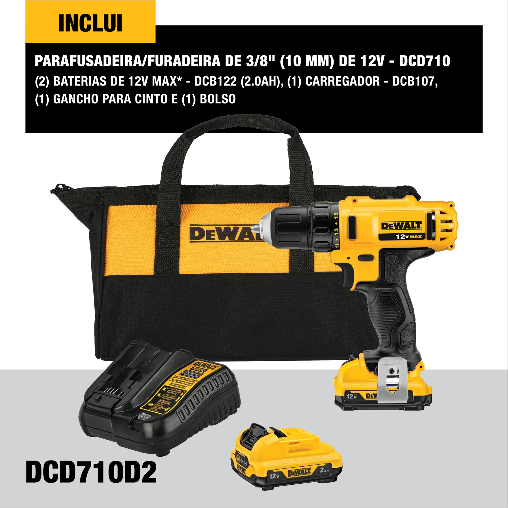 Um conjunto de produtos DEWALT incluindo uma parafusadeira/furadeira 12V (modelo DCD710), duas baterias 12V MAX, um carregador, um gancho para cinto e uma bolsa de transporte. Os itens estão exibidos com a ferramenta em pé, as baterias e carregador na frente e a bolsa preta e amarela ao fundo.