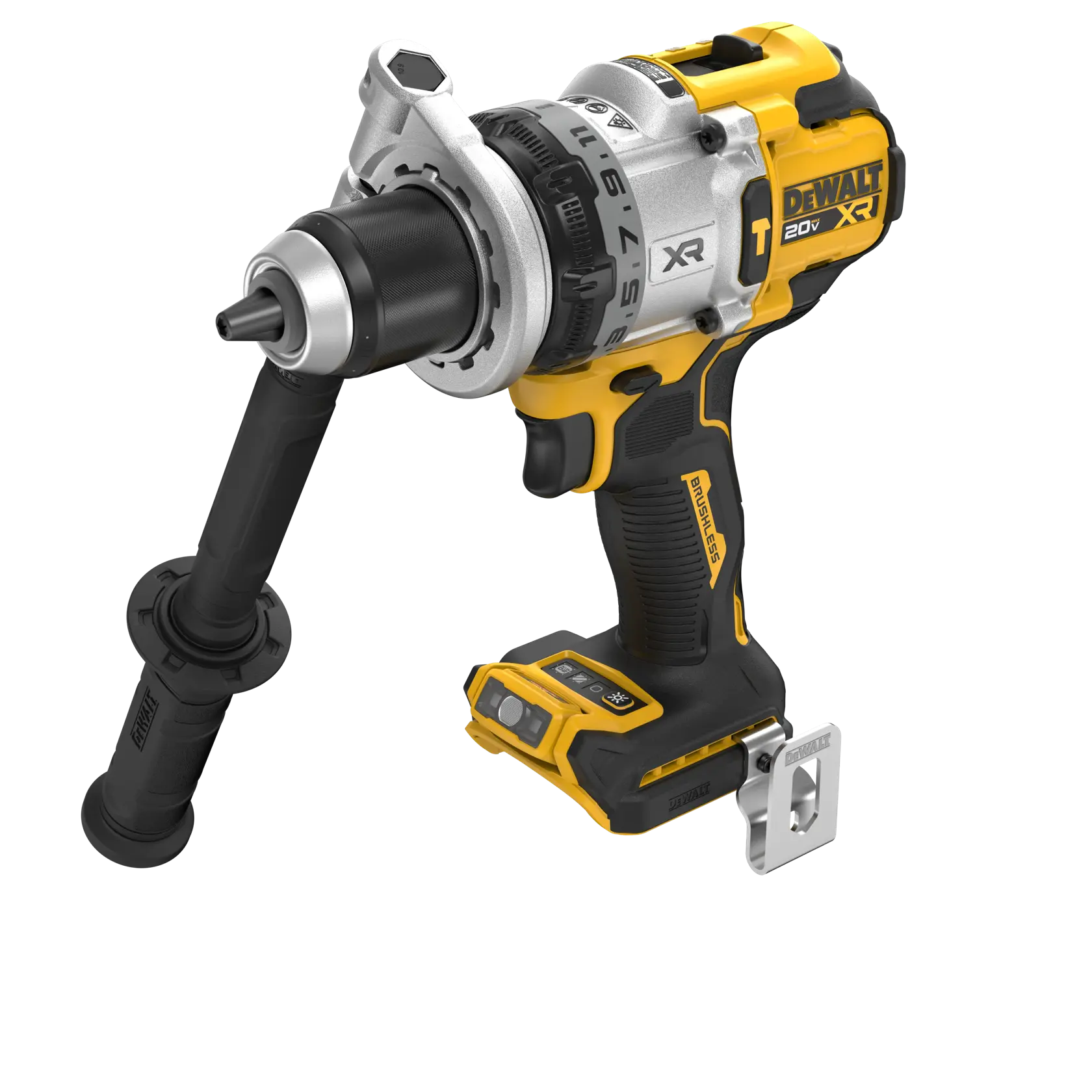 Persona usa taladro inalámbrico DEWALT con accesorio de sierra de corona en piso de madera en obra.