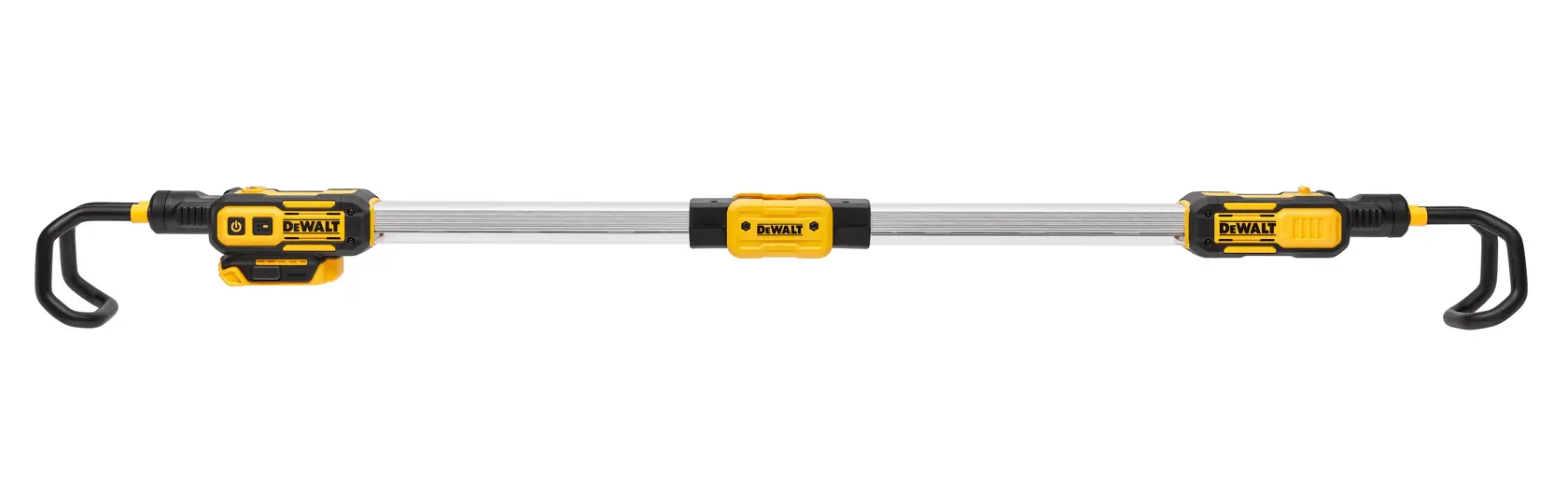 Uma luz de trabalho LED para fotografia DEWALT DCL045B com barra extensível e ganchos em cada extremidade, mostrada sobre um fundo branco.