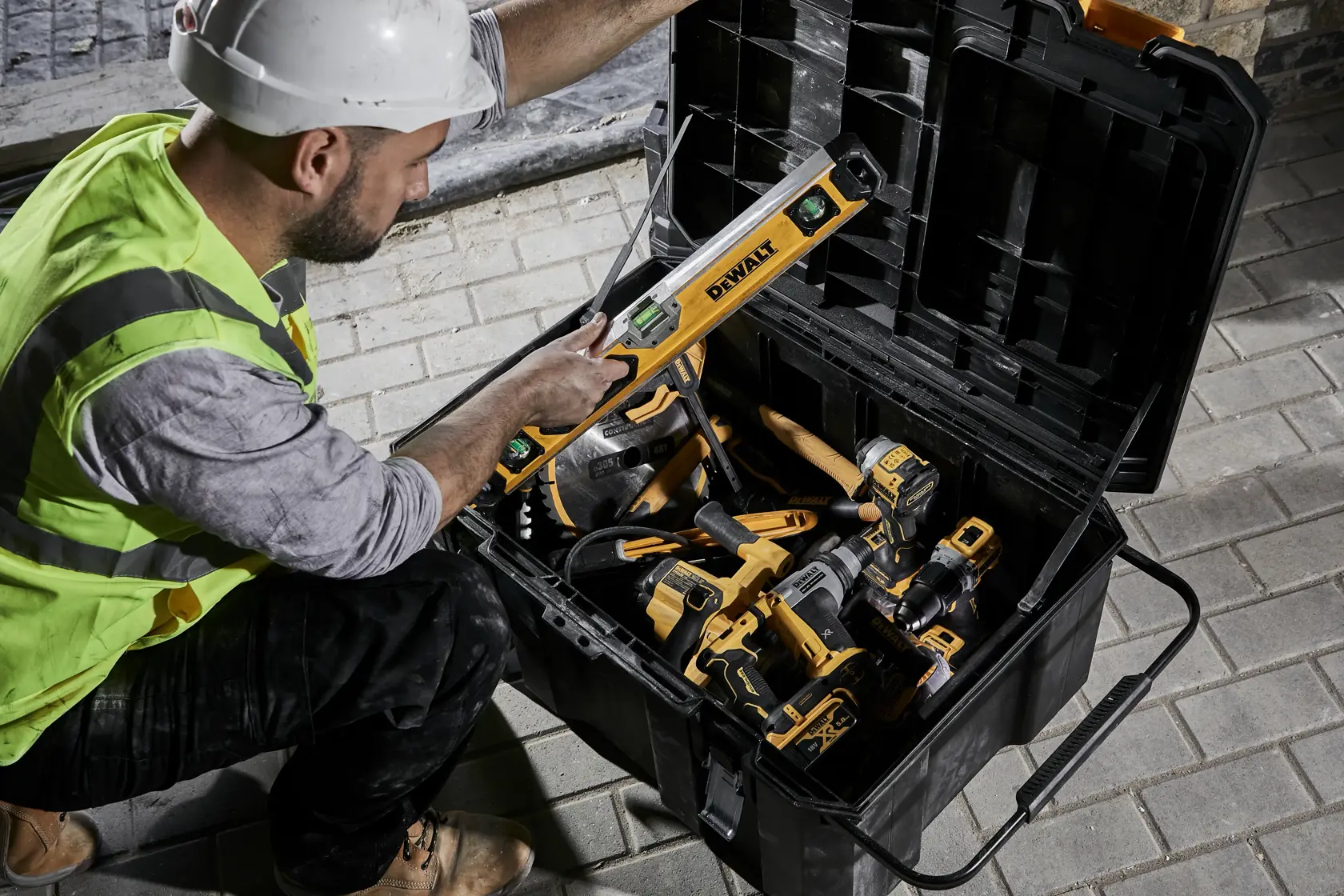 Caixa Contractor 113L DEWALT® TSTAK®™